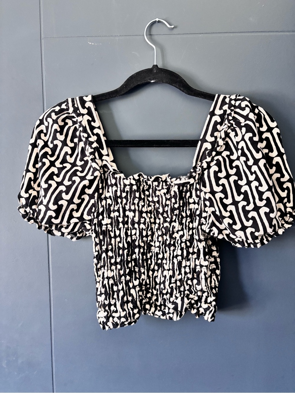 Matteau Black and White Smocked Puff Sleeve Blouse